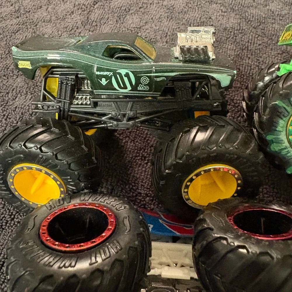 5 Hot Wheels Monster Truck Toy lot. Multicolors.